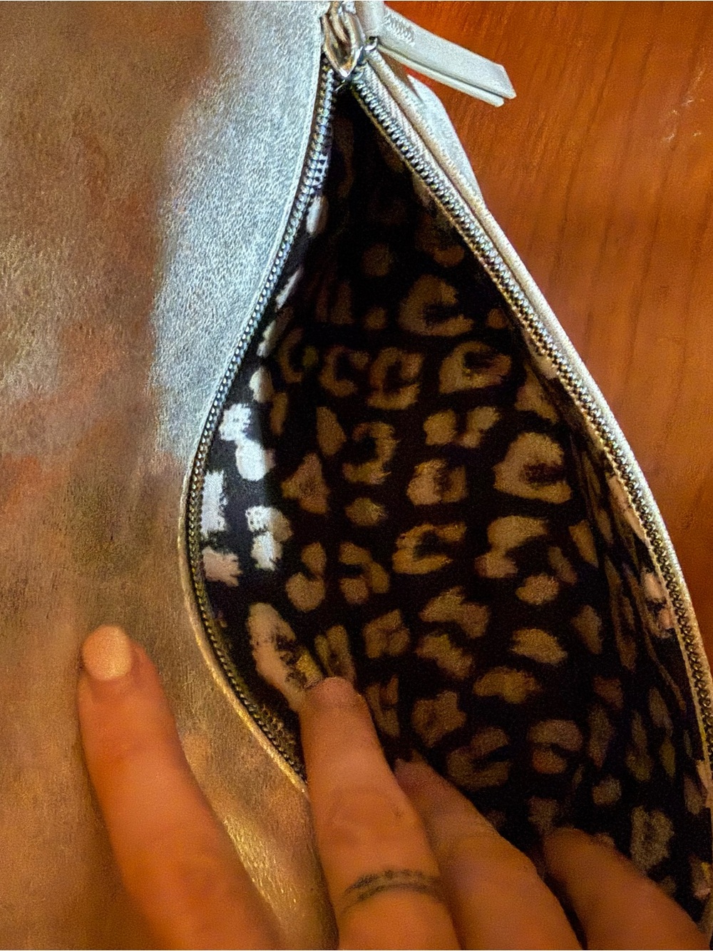 Stella & Dot Textured Cream Quilted Style Crossbody with Adjustable Strap NWOT - Picture 3 of 7
